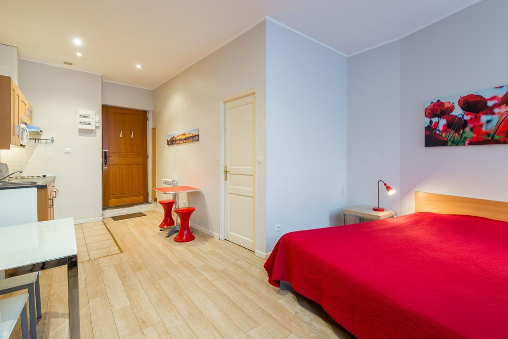 Les Studios De La Place Lyon Ruang foto
